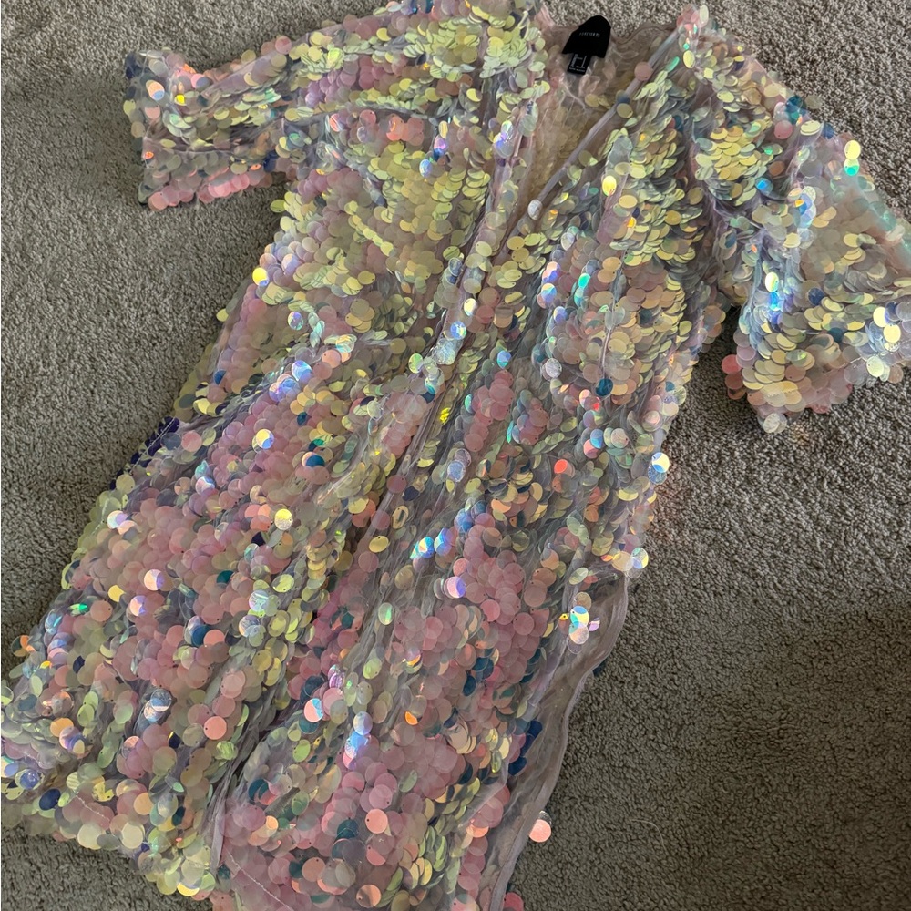 Forever 21 Multicolor Sequin Mesh Cape - Picture 4 of 5
